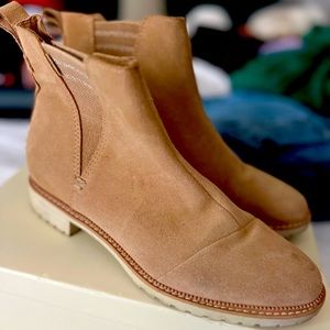 Tom’s ankle boots